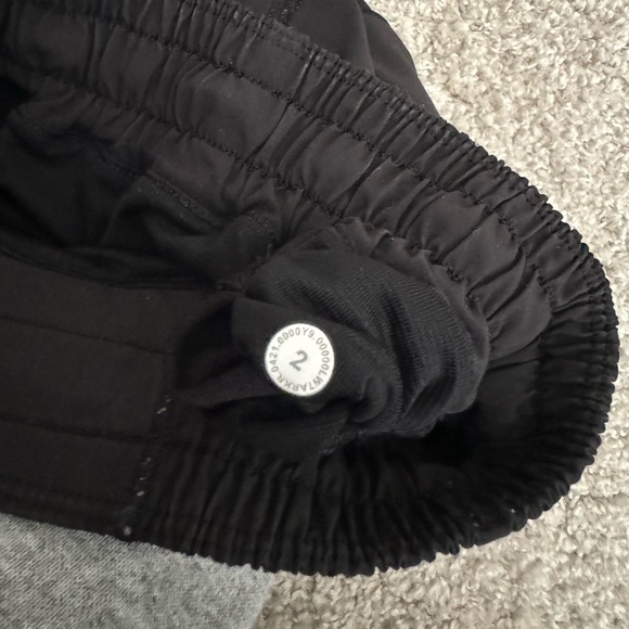 Hotty Hot Low-Rise Lined Short 2.5", Size 2, black - Picture 2 of 2